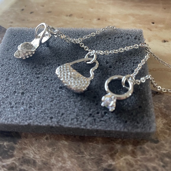 Lia Sophia Shopping Spree Silver Metal Necklace NWT Adjustable 16 - 19 in long - Picture 2 of 13